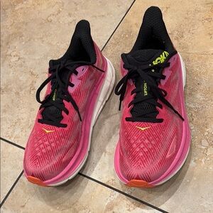 Hoka Clifton Pink and Black Athletic Shoes for Performance size 10B